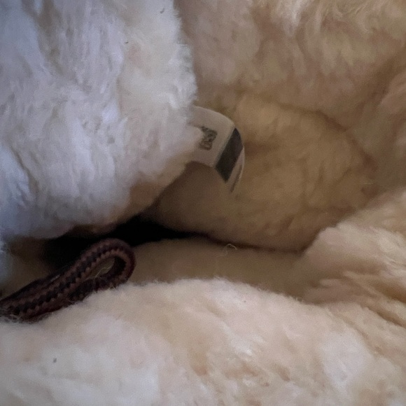 Ugg women’s Adirondack waterproof III Tall Boot - Picture 7 of 11